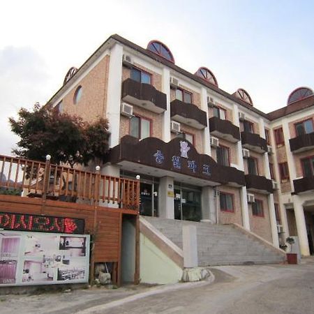 Songwol Park Motel Sokcho Buitenkant foto